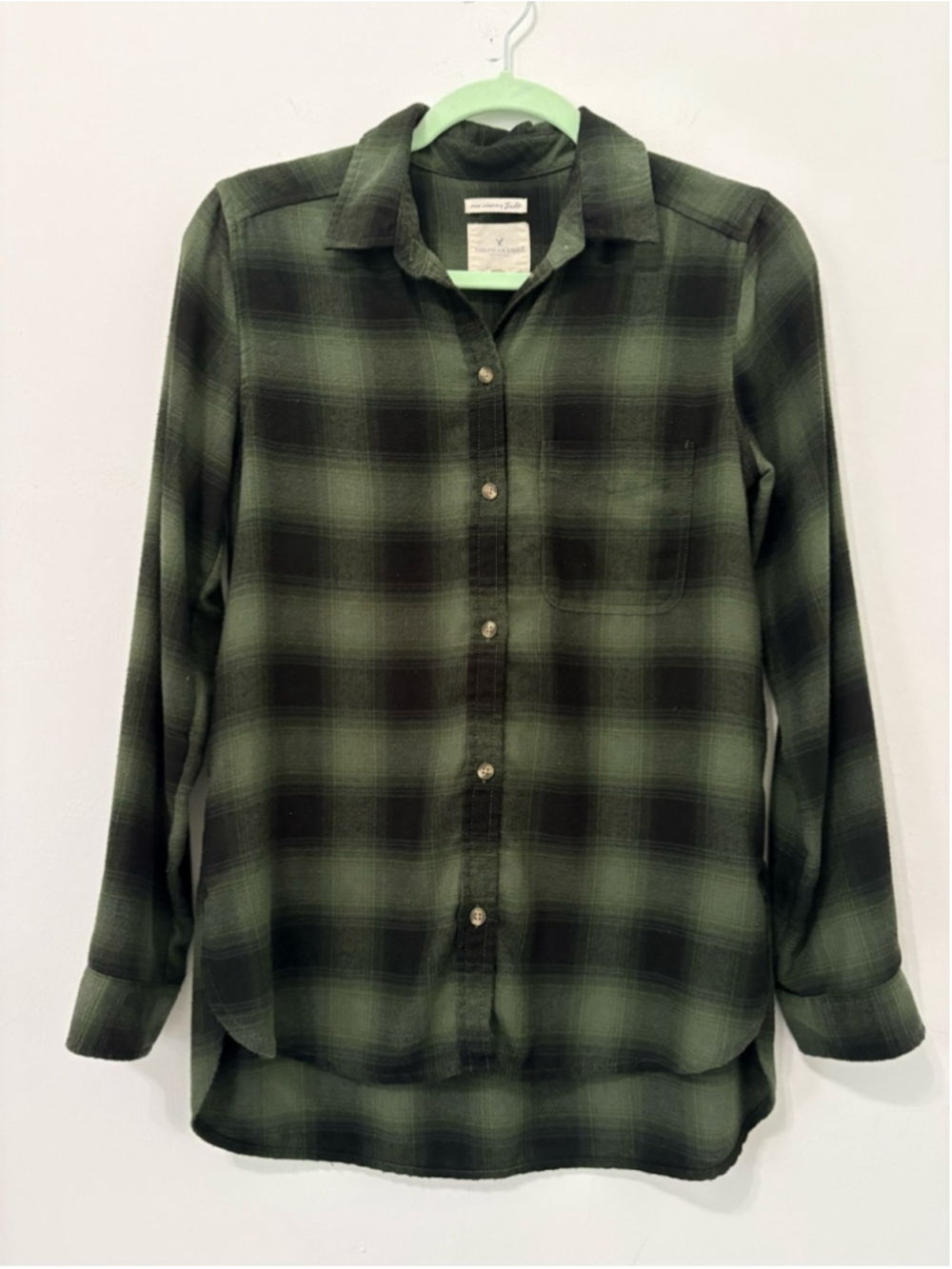 American Eagle Soft & Sexy Plaid Button Down Shirt Sz S Forest Green Black EUC